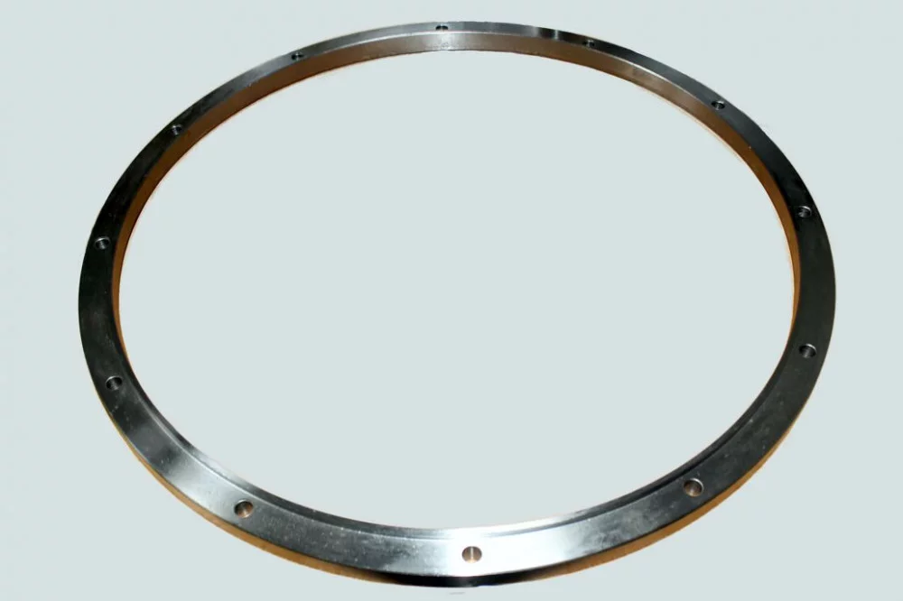 фото проставка картера маховика и кпп 6isbe dcec 4941995 