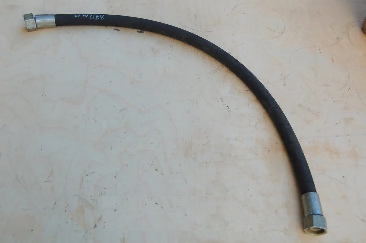 купить Шланг ГУР (870 мм) (г24х24)