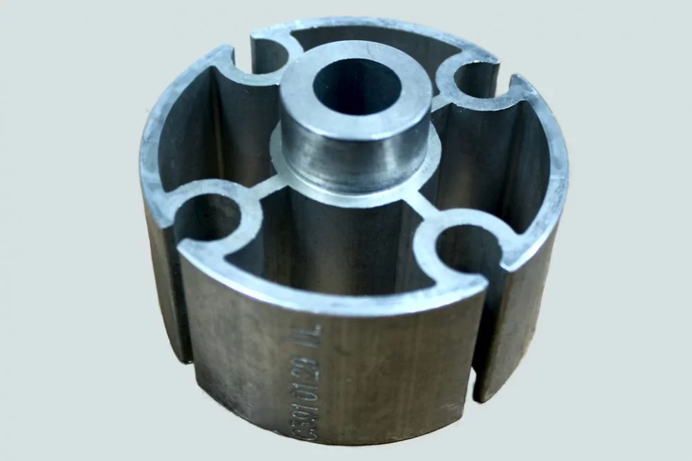 фото проставка вентилятора isbe, isde, isf3.8, qsb 3910129 